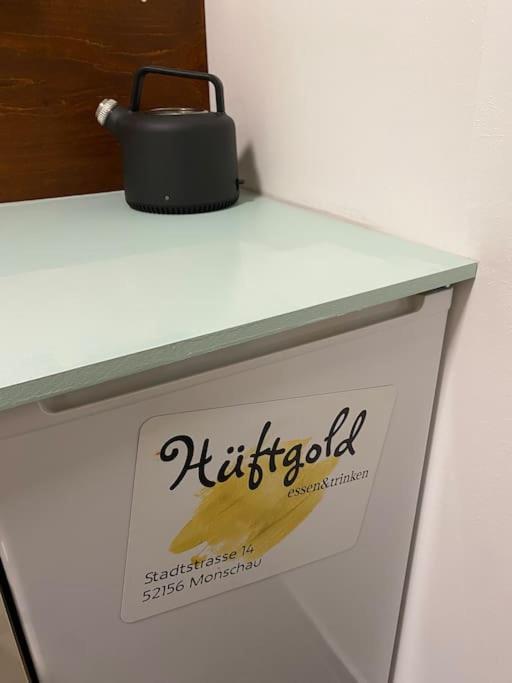 Appartement Hueftgold Schlafen & Wohnen à Montjoie Extérieur photo