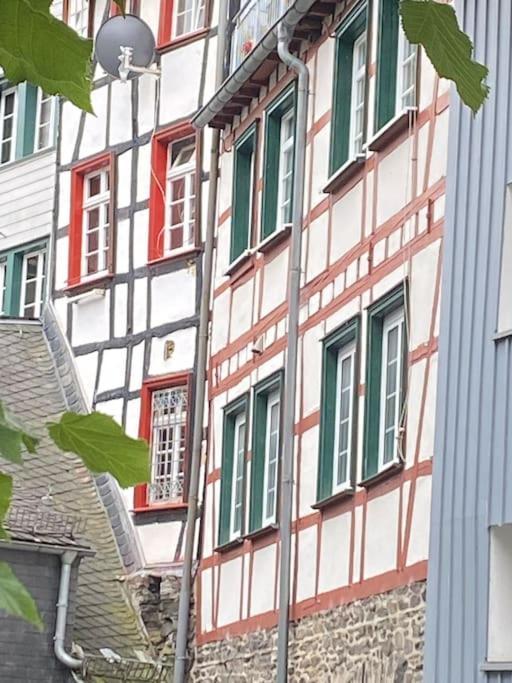 Appartement Hueftgold Schlafen & Wohnen à Montjoie Extérieur photo